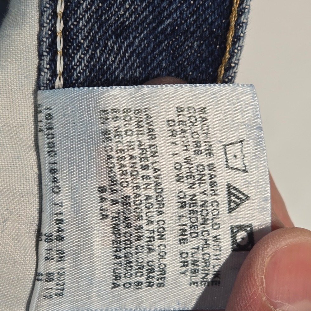 Wrangler Authentics Mens Relaxed Fit Jeans 42x30 Medium Wash Blue Denim 97601DR - Picture 5 of 16